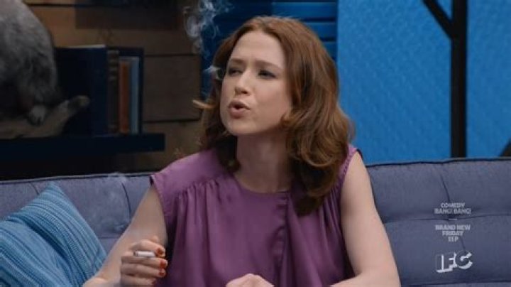 Ellie Kemper Smoking: Unveiling the Truth and Rumors
